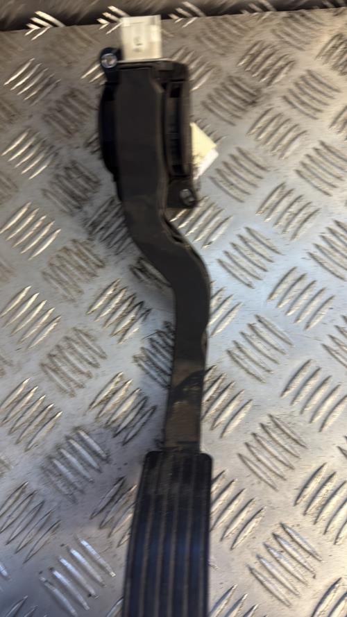 Pedale d'accelerateur PEUGEOT 206 PHASE 2 Diesel - Image 1