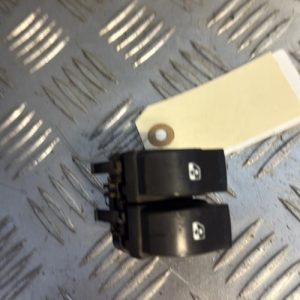 Interrupteur de leve vitre avant gauche RENAULT CLIO 2 CAMPUS PHASE 2 Diesel - Image 1