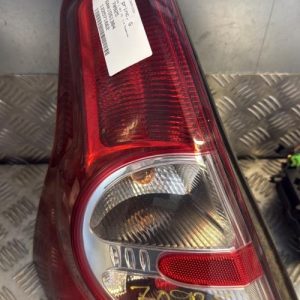 Feu arriere principal gauche (feux) DACIA SANDERO 1 Essence - Image 1