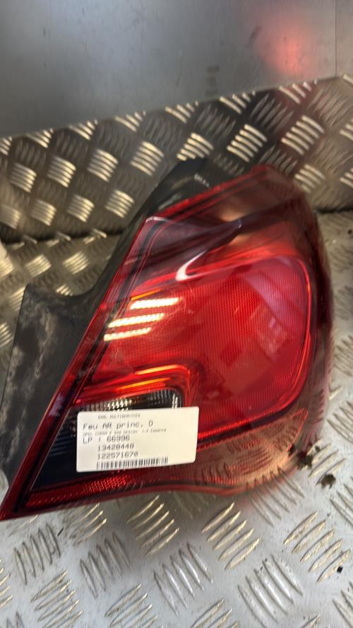Feu arriere principal droit (feux) OPEL CORSA E Essence - Image 1
