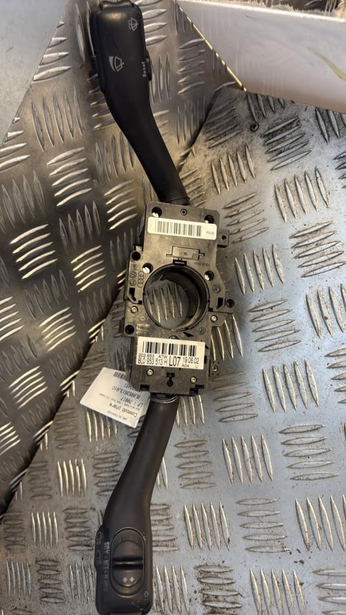 Commodo phare AUDI A6 2 PHASE 1 Diesel - Image 2