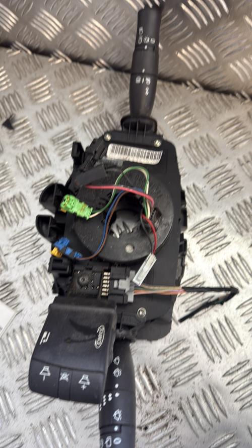 Com (Bloc Contacteur Tournant+Commodo Essuie Glace+Commodo Phare) RENAULT MEGANE 2 PHASE 1 Diesel - Image 2