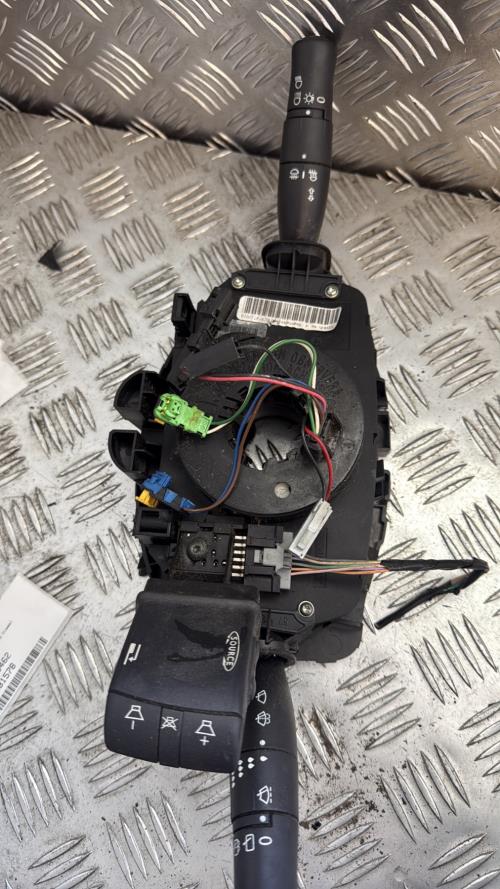 Com (Bloc Contacteur Tournant+Commodo Essuie Glace+Commodo Phare) RENAULT MEGANE 2 PHASE 1 Diesel - Image 3