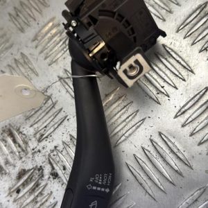 Commodo d'essuie glaces VOLKSWAGEN GOLF 6 Diesel - Image 1