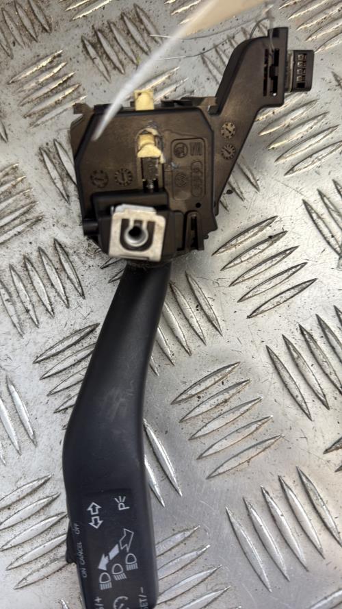 Commodo phare VOLKSWAGEN GOLF 6 Diesel - Image 1