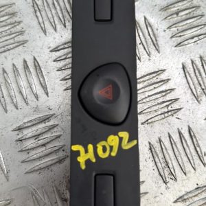 Bouton de warning RENAULT CLIO 2 CAMPUS PHASE 1 Diesel - Image 1
