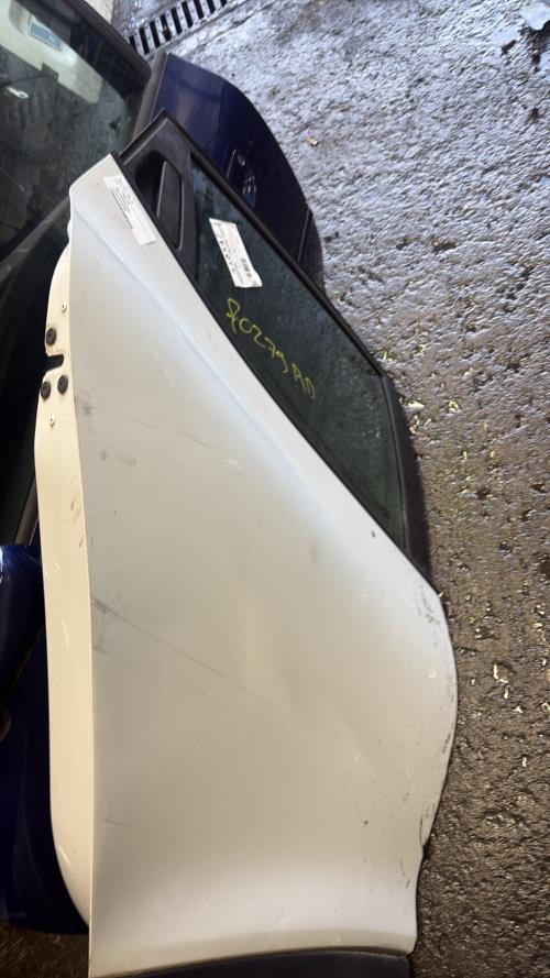 Porte arriere droit RENAULT CLIO 4 PHASE 1 Diesel - Image 3