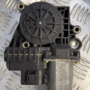 Moteur leve vitre avant droit AUDI A6 2 PHASE 1 Diesel - Image 1