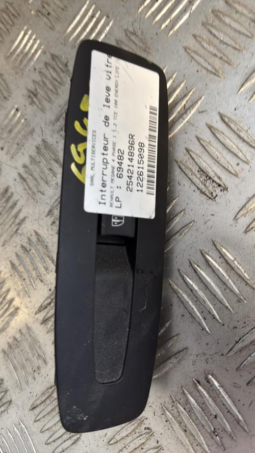 Interrupteur de leve vitre avant droit RENAULT MEGANE 4 PHASE 1 Essence - Image 1