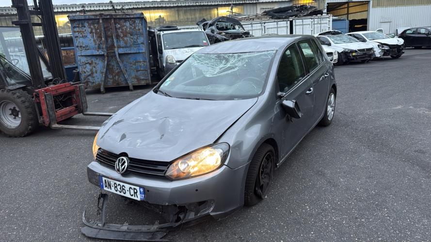 Eclairage de plafonnier VOLKSWAGEN GOLF 6 Diesel - Image 5