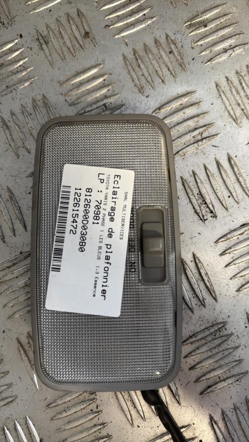 Eclairage de plafonnier TOYOTA YARIS 2 PHASE 1 Essence - Image 2