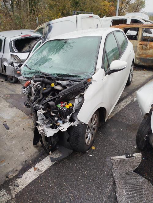 Bloc ABS (freins anti-blocage) PEUGEOT 208 1 PHASE 2 Diesel - Image 5