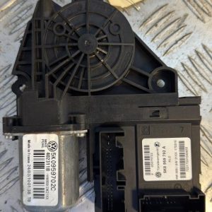 Moteur leve vitre avant droit VOLKSWAGEN GOLF 6 Diesel - Image 1