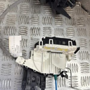 Serrure arriere droit MERCEDES CLASSE GLA 156 PHASE 1 Diesel - Image 1