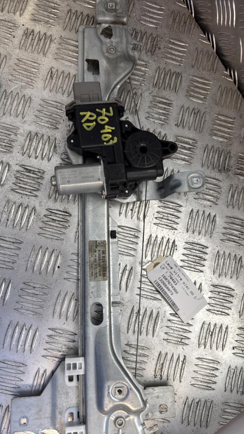Leve vitre electrique arriere droit PEUGEOT 3008 1 PHASE 1 Diesel - Image 1