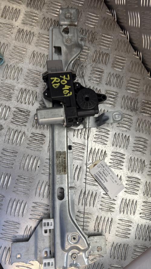 Leve vitre electrique arriere droit PEUGEOT 3008 1 PHASE 1 Diesel - Image 3