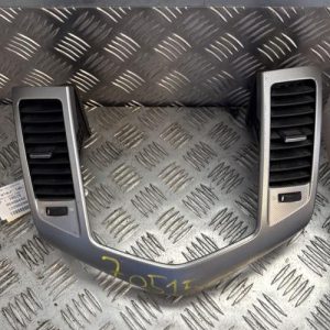 Aerateur tableau de bord CHEVROLET CRUZE PHASE 1 Essence - Image 1