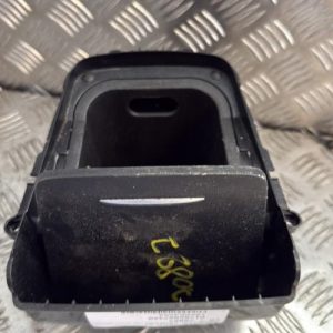 Console central (interieur plastique) MERCEDES CLASSE GLA 156 PHASE 1 Diesel - Image 1