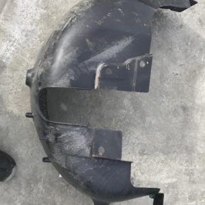 Pare boue arriere gauche RENAULT CLIO 5 PHASE 1 Diesel/Hybride - Image 1