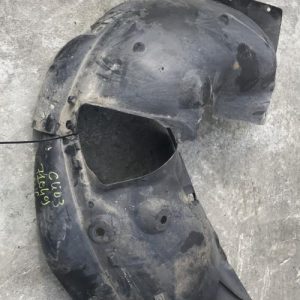 Pare boue avant gauche RENAULT CLIO 3 PHASE 1 Diesel - Image 1