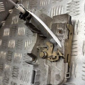 Serrure arriere droit PEUGEOT 307 PHASE 1 BREAK Essence - Image 1