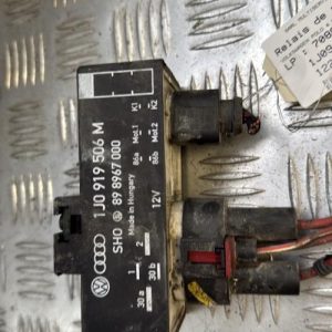 Relais de prechauffage VOLKSWAGEN POLO 4 PHASE 2 Essence - Image 1