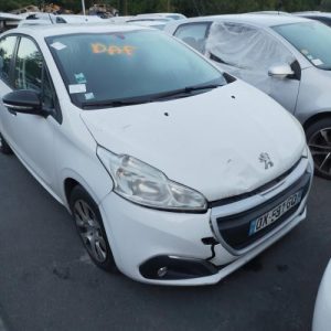 Vitre arriere gauche PEUGEOT 208 1 PHASE 2 Diesel - Image 1
