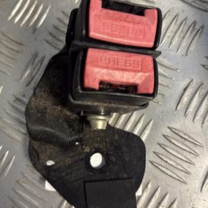 Attache ceinture arriere droit RENAULT CLIO 2 CAMPUS PHASE 2 Diesel - Image 1