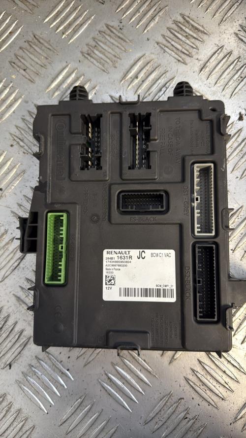 Calculateur RENAULT MEGANE 4 PHASE 1 Essence - Image 2