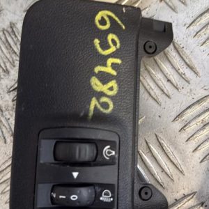 Commande de reglage hauteur de phare RENAULT MEGANE 4 PHASE 1 Essence - Image 1