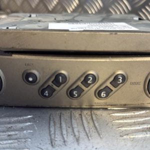 Autoradio d'origine RENAULT CLIO 3 PHASE 1 Diesel - Image 1