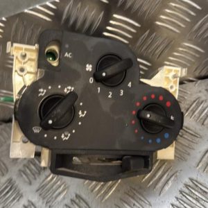 Commande chauffage DACIA LOGAN MCV 1 PHASE 1 BREAK Essence - Image 1