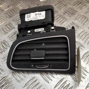 Aerateur tableau de bord avant gauche RENAULT MEGANE 4 PHASE 1 Essence - Image 1