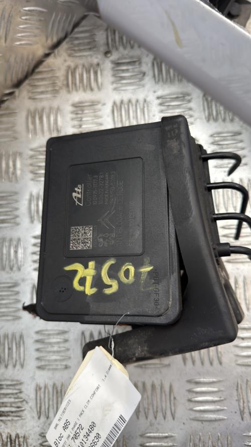 Bloc ABS (freins anti-blocage) PEUGEOT 208 1 PHASE 1 Diesel - Image 1