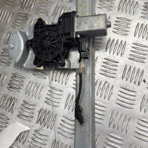 Leve vitre electrique avant droit RENAULT CLIO 4 PHASE 2 Diesel - Image 1