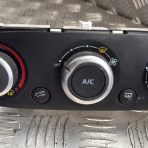 Commande chauffage RENAULT CLIO 4 PHASE 2 Diesel - Image 1