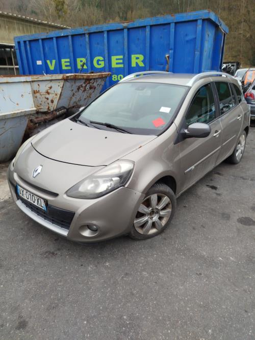 Volant RENAULT CLIO 3 PHASE 2 BREAK Diesel - Image 1