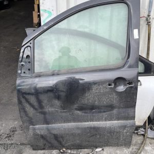 Porte avant gauche PEUGEOT EXPERT 2 Diesel - Image 1