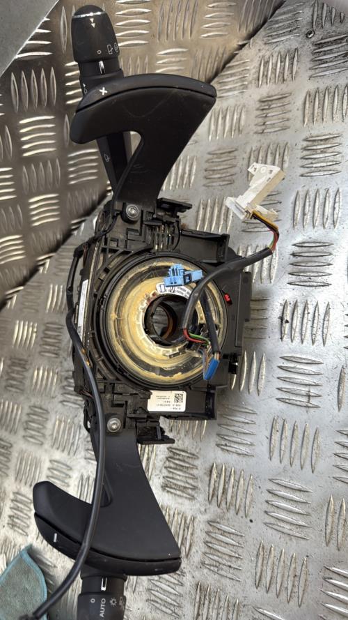 Com (Bloc Contacteur Tournant+Commodo Essuie Glace+Commodo Phare) PEUGEOT 508 1 SW PHASE 2 BREAK Diesel - Image 1