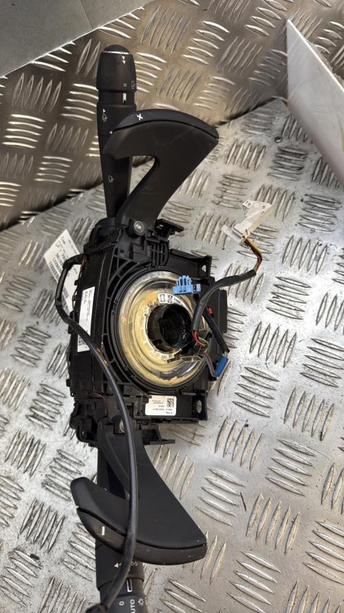 Com (Bloc Contacteur Tournant+Commodo Essuie Glace+Commodo Phare) PEUGEOT 508 1 SW PHASE 2 BREAK Diesel - Image 2