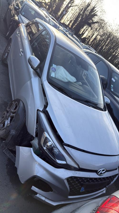 Camera de recul HYUNDAI I 20 3 Essence - Image 6