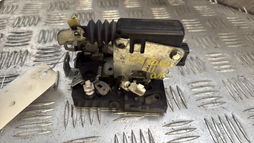 Serrure avant droit DACIA LOGAN MCV 1 PHASE 1 BREAK Essence - Image 1