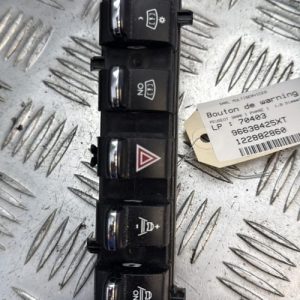 Bouton de warning PEUGEOT 3008 1 PHASE 1 Diesel - Image 1