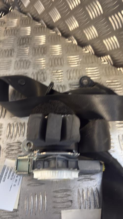 Ceinture avant gauche FORD ECOSPORT PHASE 3 Essence - Image 1