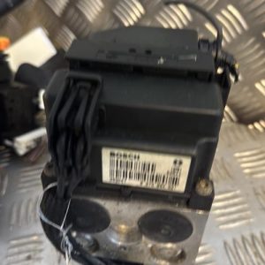Bloc ABS (freins anti-blocage) RENAULT CLIO 2 PHASE 2 Essence - Image 1
