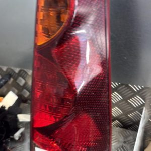 Feu arriere principal droit (feux) NISSAN NOTE 1 PHASE 2 Diesel - Image 1