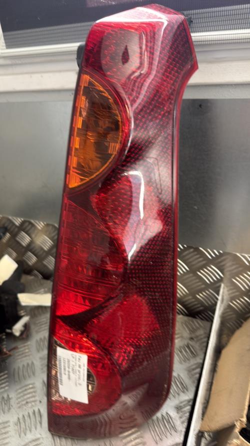 Feu arriere principal droit (feux) NISSAN NOTE 1 PHASE 2 Diesel - Image 3