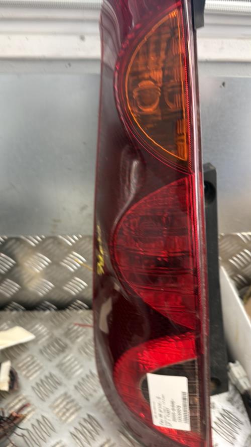 Feu arriere principal gauche (feux) NISSAN NOTE 1 PHASE 2 Diesel - Image 1