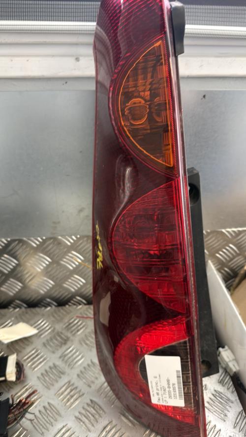 Feu arriere principal gauche (feux) NISSAN NOTE 1 PHASE 2 Diesel - Image 2