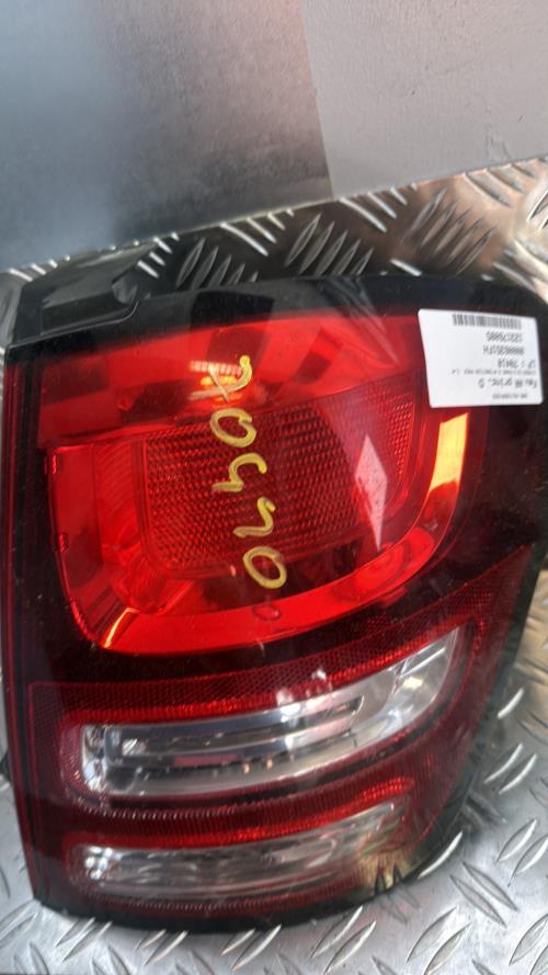 Feu arriere principal droit (feux) CITROEN C3 2 PHASE 2 - Image 1